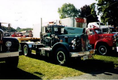 1947 260XW at Macungie 1999